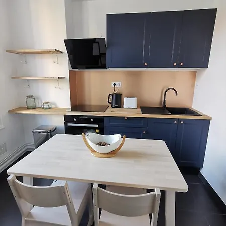 Apartment Proche De La Gare Vichy